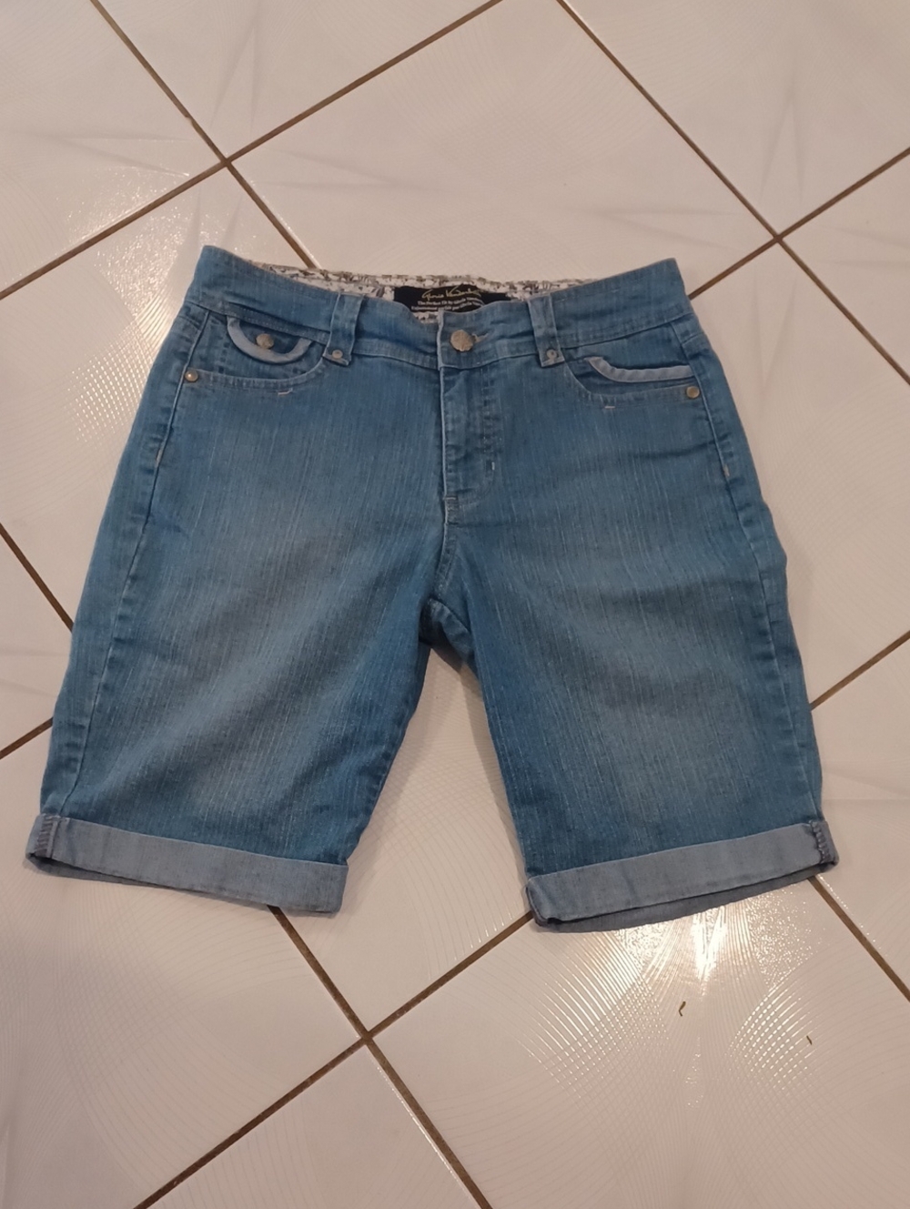 4/$80 Light Blue Denim Bermuda Shorts - Size 8 (Missy)